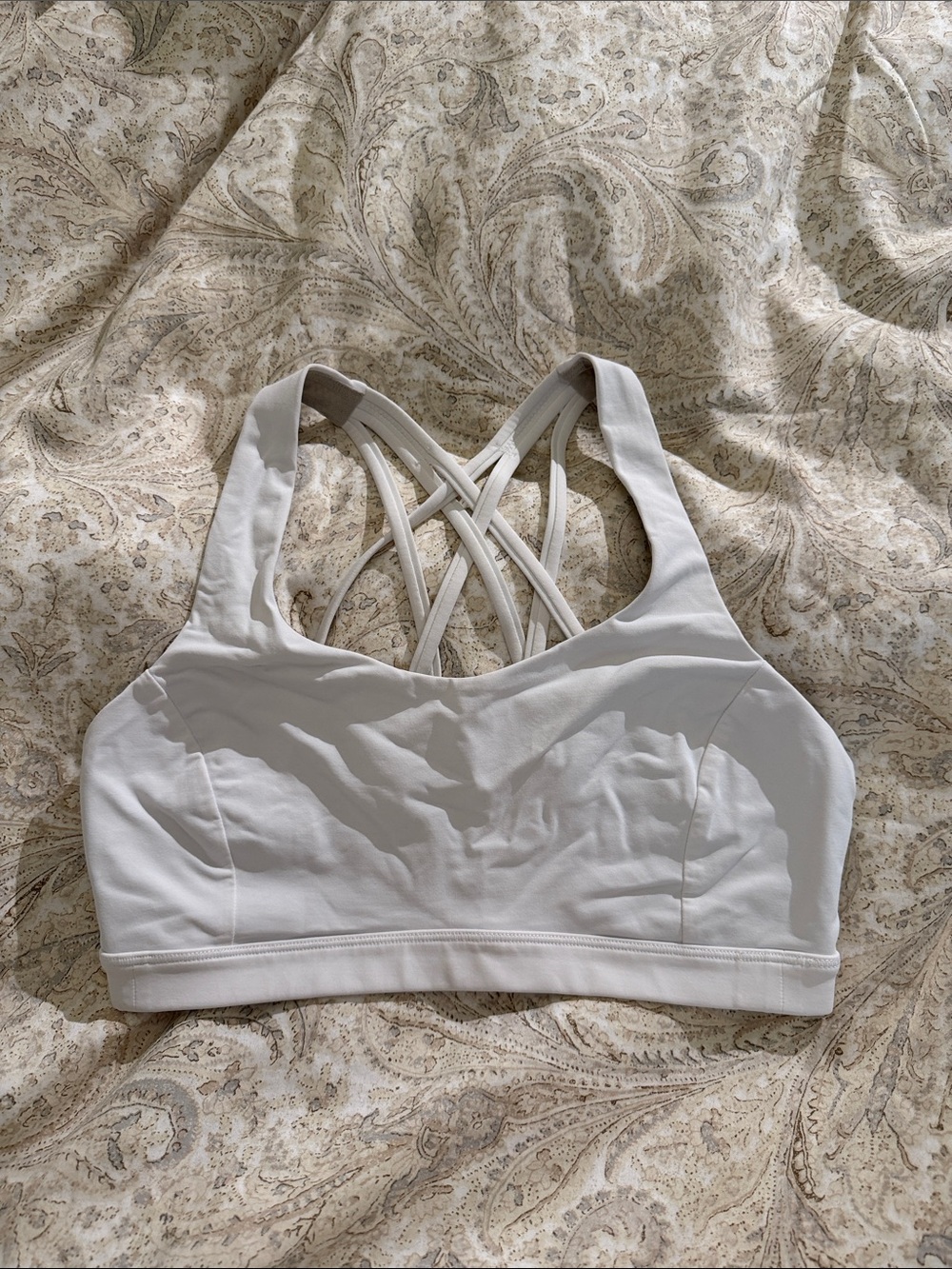 LULULEMON Women's Strappy Back Sports Bra - White